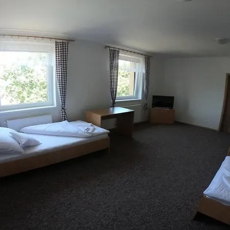 Guest house Penzion Na Cukrovaru Hulin Hulin